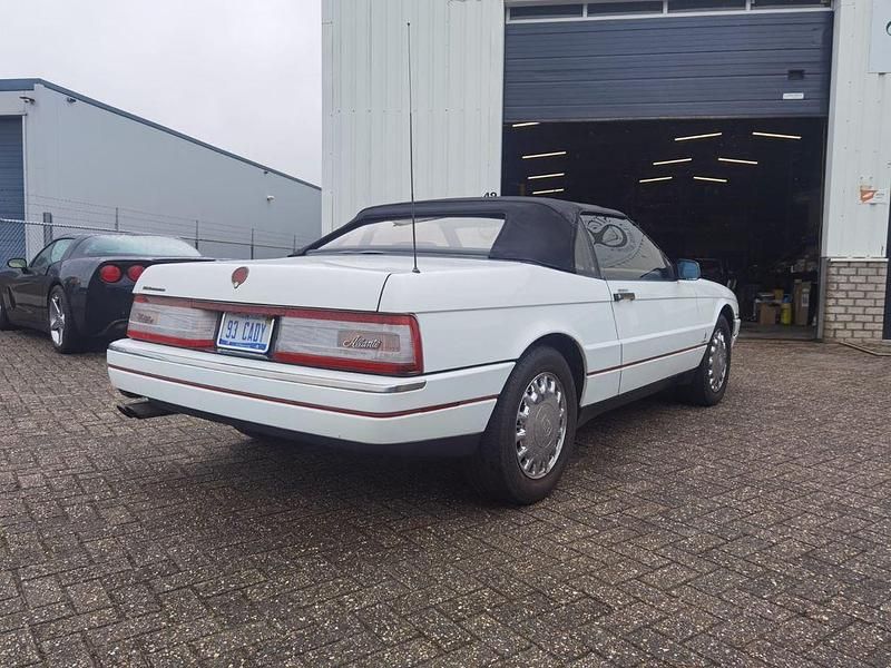 Gebraucht Cadillac Allante 295 PS (216 kW) 1993 Weiß Cabrio