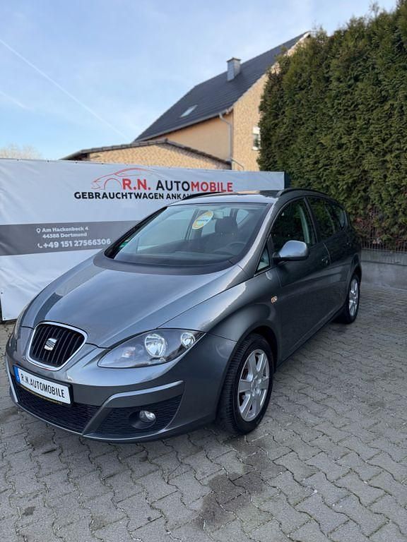 Gebraucht Seat Altea XL Copa 90 PS (66 kW) 2012 Grau Van / Kleinbus
