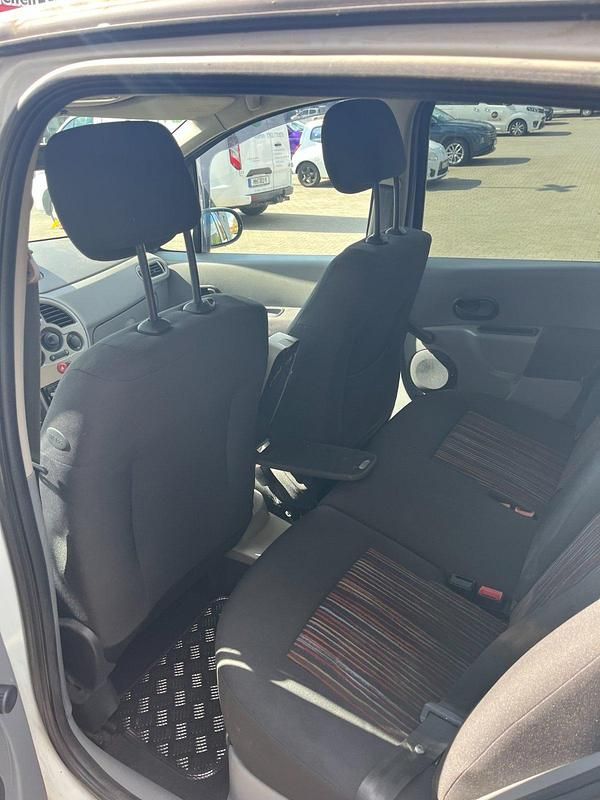 Gebraucht Renault Modus 75 PS (55 kW) 2008 Weiß Van / Kleinbus