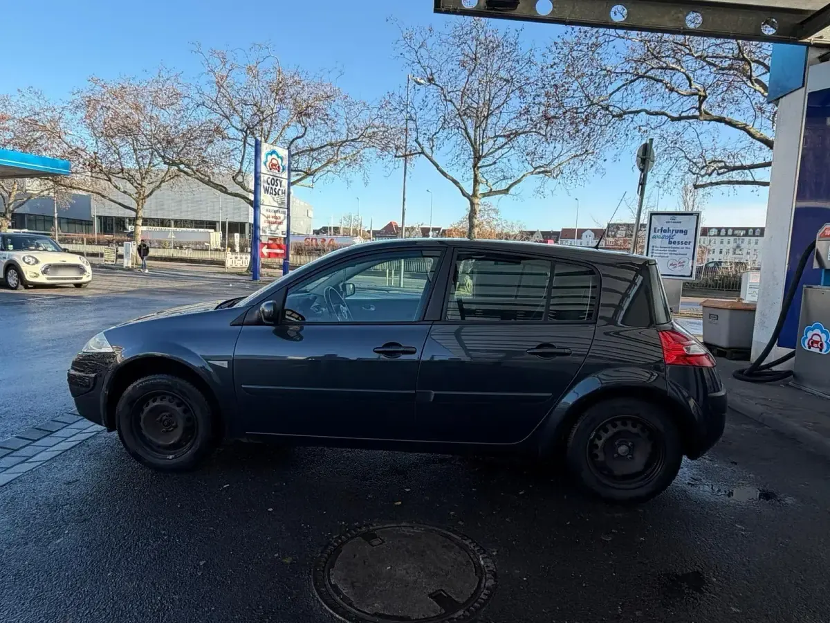 Gebraucht Renault Mégane 105 PS (77 kW) 2008 Grau Kleinwagen