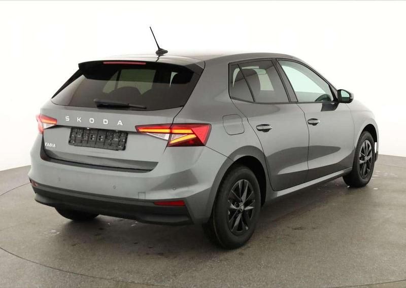 Neu Skoda Fabia 116 PS (85 kW) 2026 Race blau metallic Kleinwagen