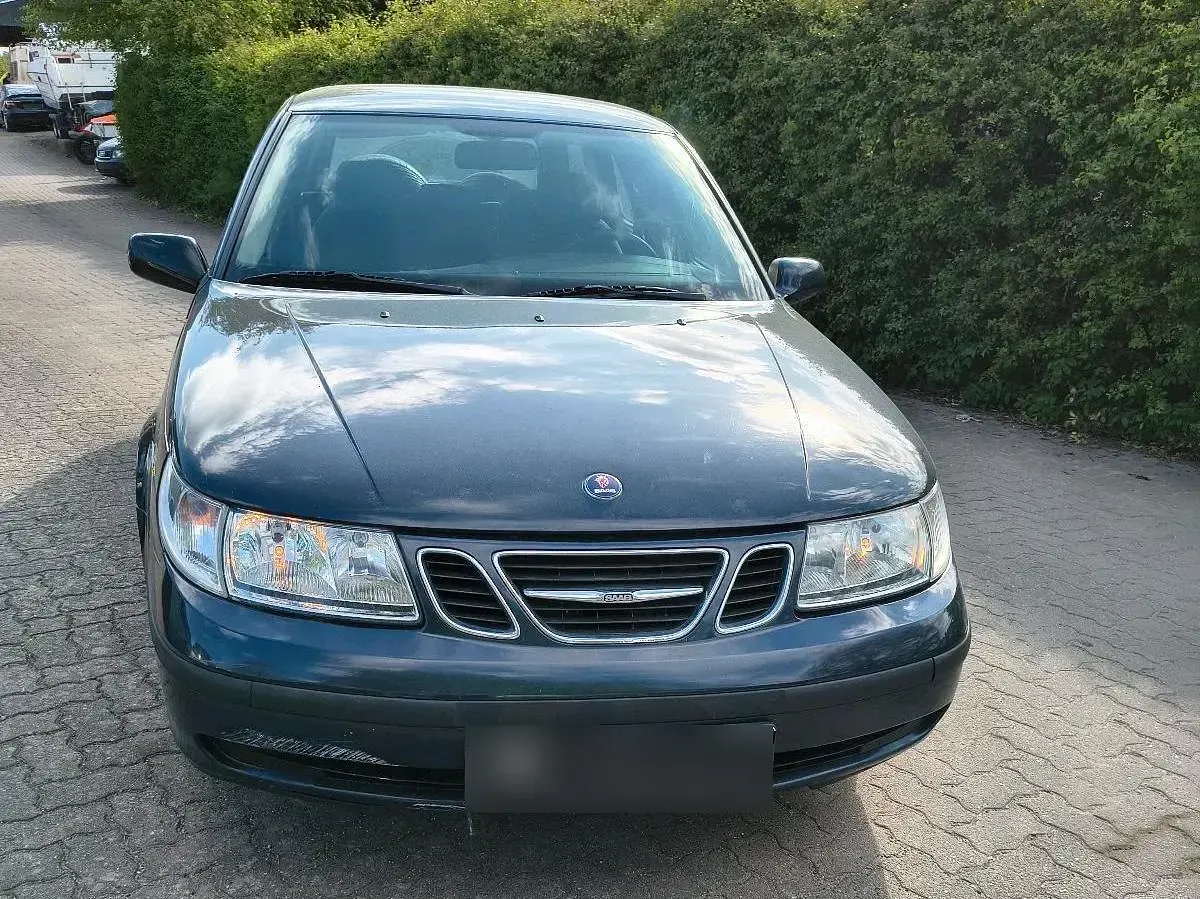 Second-hand Saab 9-5 120 CP (88 kW) 2005 Albastru Break