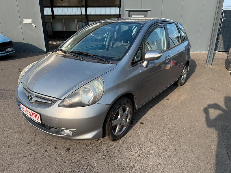 Gebraucht Honda Jazz LS 83 PS (61 kW) 2008 Grau Kleinwagen