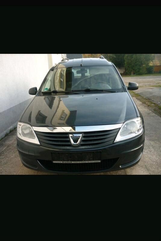 Grau Gebraucht 2013 Dacia Logan Limousine | 3.050 € - Bild 1/4