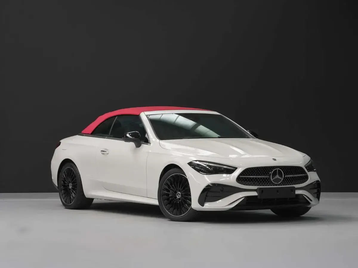 Neu Mercedes CLE220 AMG line 197 PS (144 kW) 2025 Polarweiss  unilack Cabrio