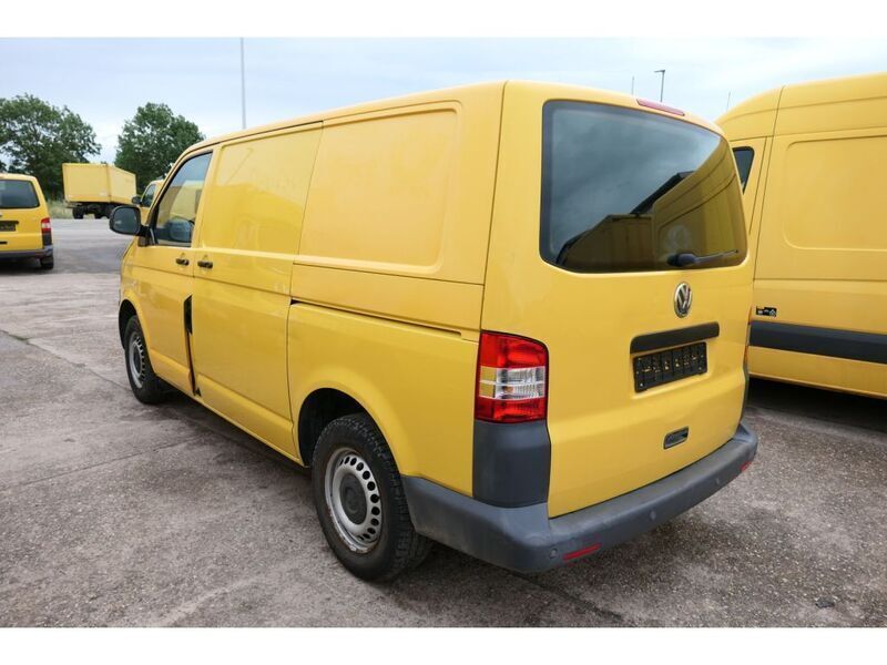Gebraucht VW T5 84 PS (61 kW) 2010 Ginstergelb r1032 Van