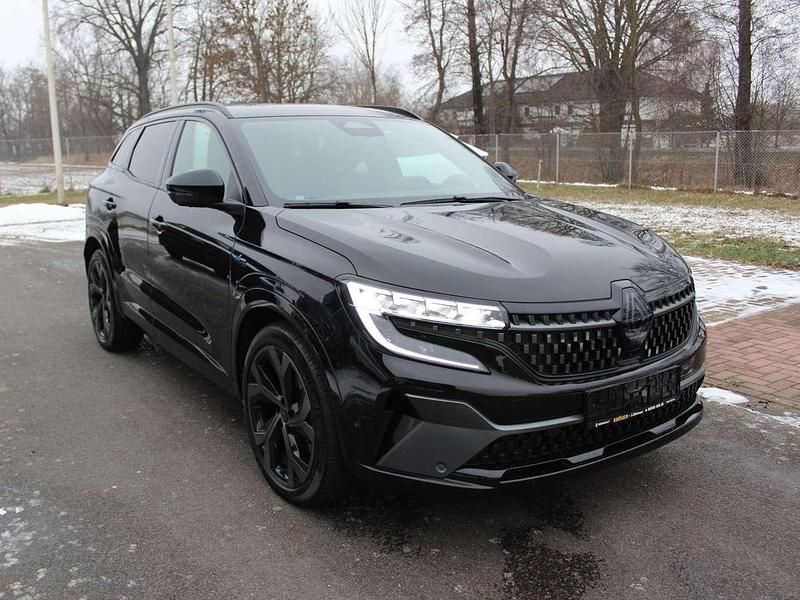 Gebraucht Renault Austral Iconic Esprit Alpine 199 PS (146 kW) 2023 Black pearl schwarz SUV