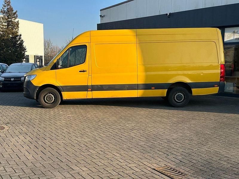 Gebraucht Mercedes Sprinter 170 PS (125 kW) 2023 Gelb Van