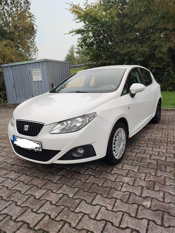 Weiß Gebraucht 2009 Seat Ibiza Kleinwagen | 2.450 € (Guter Preis) - Bild 1/4