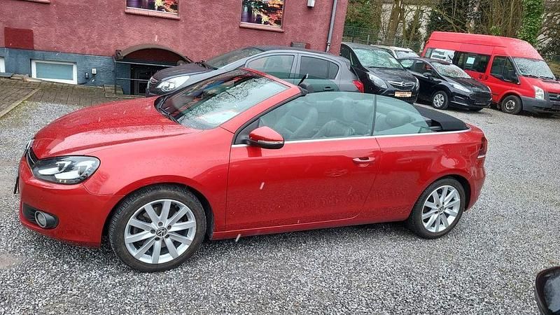 Gebraucht VW Golf 160 PS (117 kW) 2011 Rot Cabrio