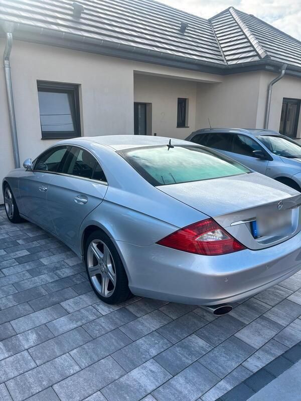 Silber Gebraucht 2006 Mercedes CLS350 Limousine | 10.900 € (Teuer) - Bild 1/4
