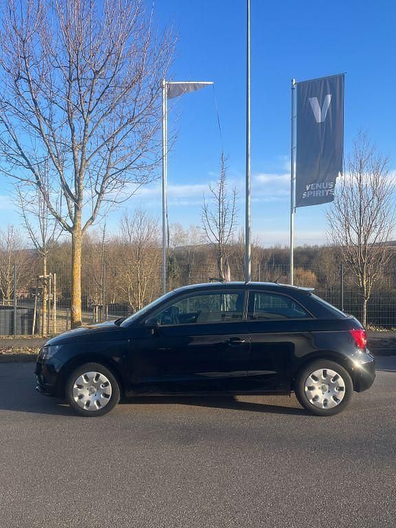 Gebraucht Audi A1 Ambition 122 PS (89 kW) 2011 Schwarz Kleinwagen