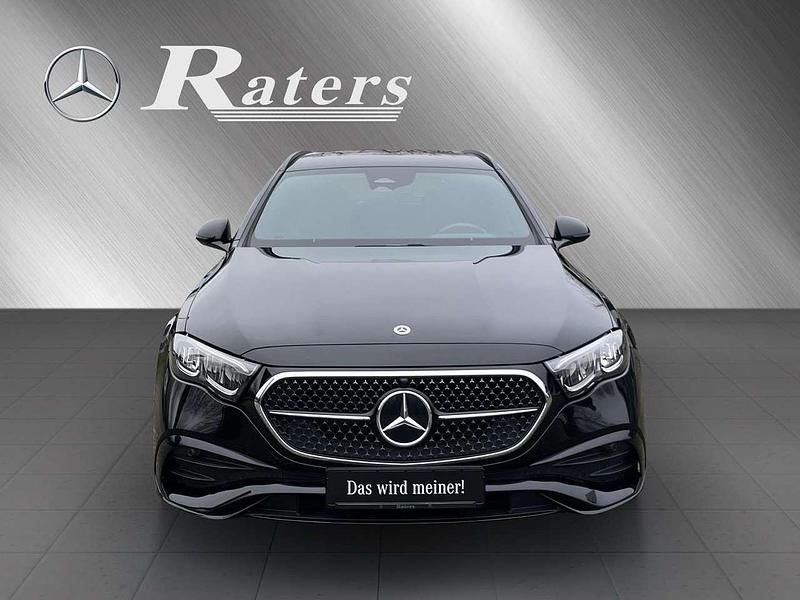 Gebraucht Mercedes E220 Advanced 197 PS (144 kW) 2023 Obsidianschwarz  metalliclack Kombi