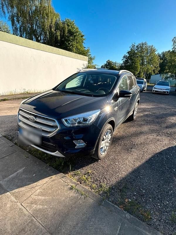 Gebraucht Ford Kuga Cool & Connect 120 PS (88 kW) 2019 Blau SUV