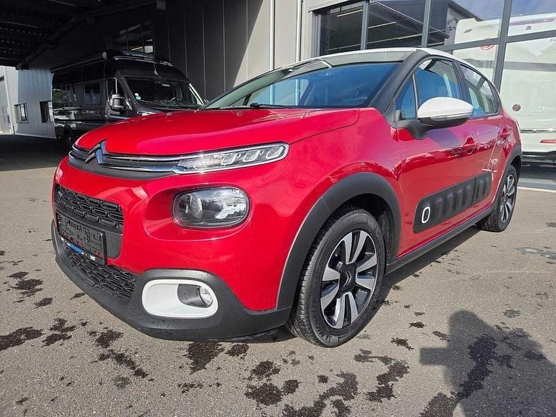 Rot (metallic) Gebraucht 2018 Citroën C3 PureTech Kleinwagen | 10.880 € (Etwas zu teuer) - Bild 1/4