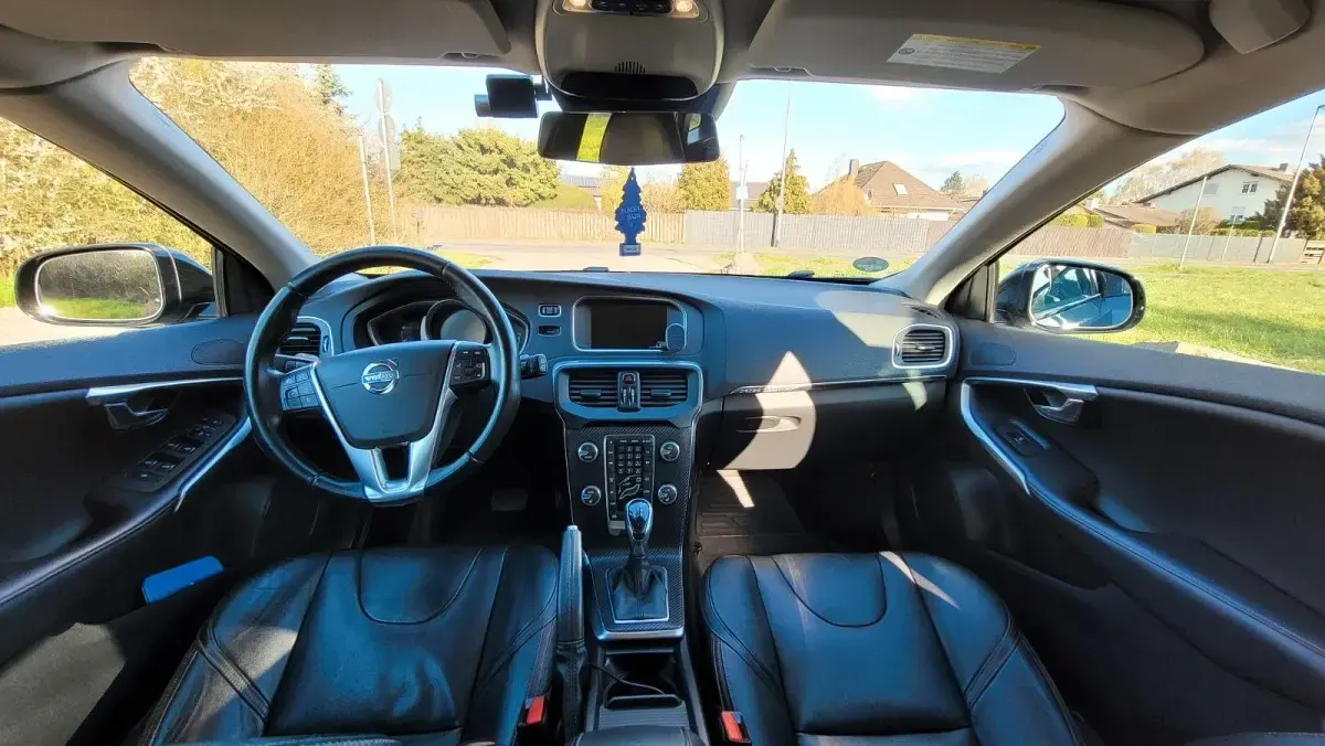 Gebraucht Volvo V40 CC 254 PS (186 kW) 2014 Grau Kombi