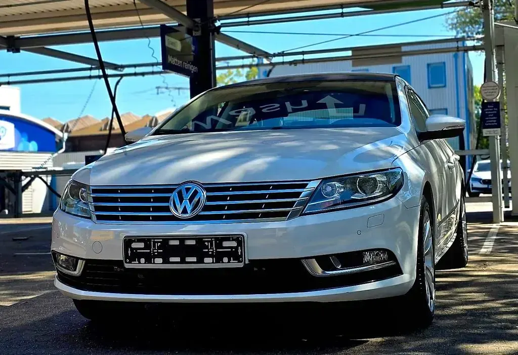 Second-hand VW CC Comfortline 160 CP (117 kW) 2012 Alb Berlinǎ