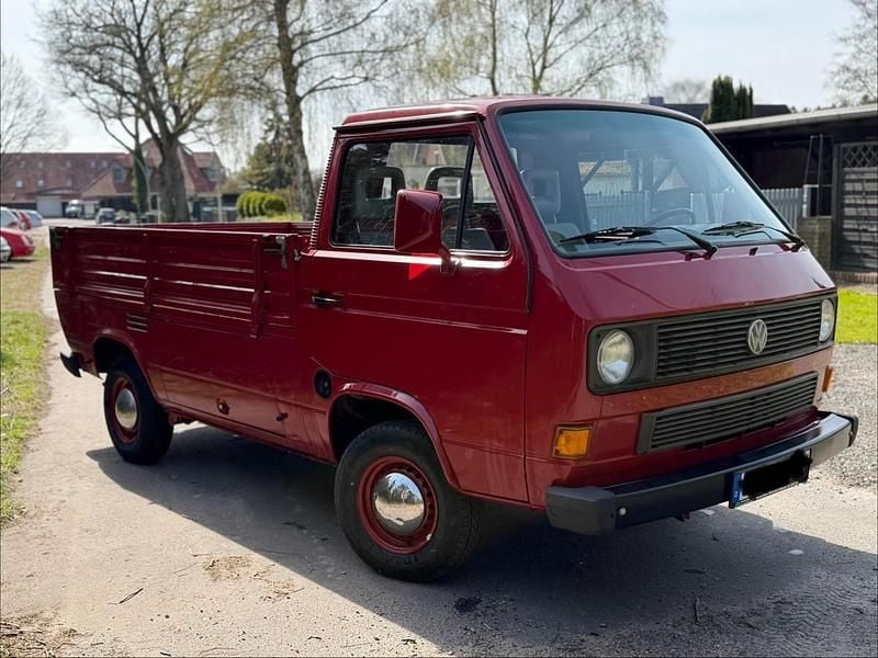 Second-hand VW T3 55 CP (40 kW) 1983 Roșu Van