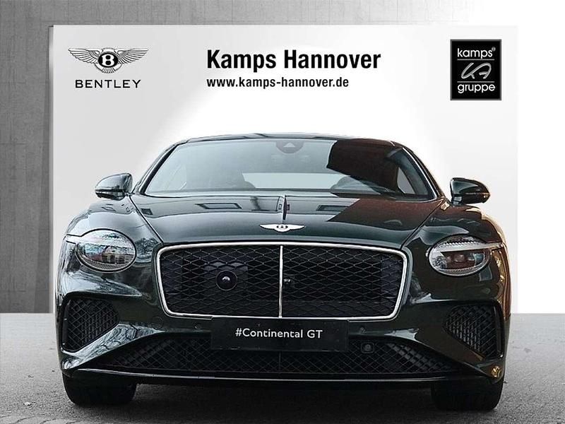 Second-hand Bentley Continental 680 CP (500 kW) 2025 Verde Coupe