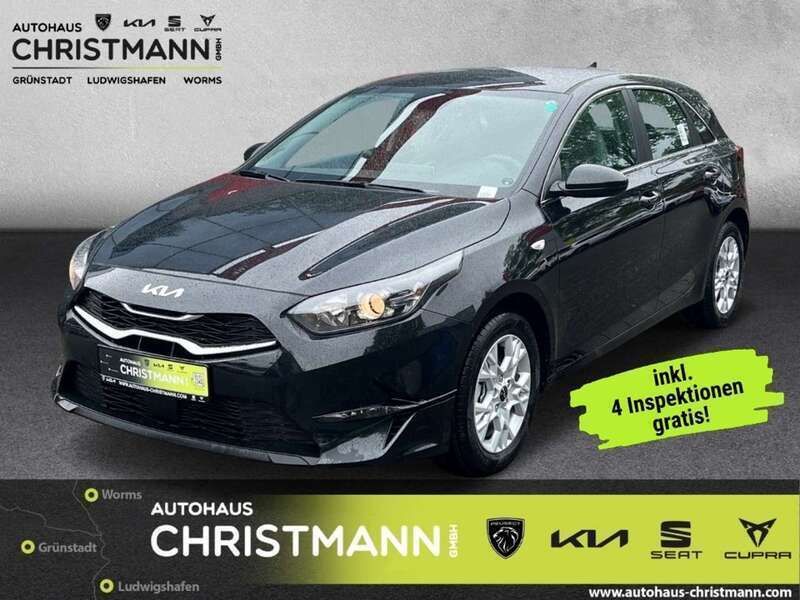 Zilinaschwarz Gebraucht 2024 Kia Ceed Comfort Limousine | 24.490 € (Superpreis) - Bild 1/4