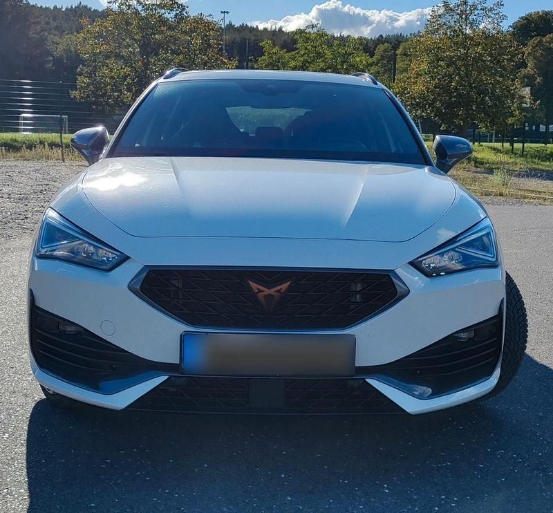 Second-hand Cupra Leon 245 CP (180 kW) 2021 Alb Break