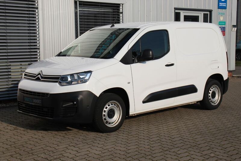 Weiß Gebraucht 2019 Citroën Berlingo Van / Kleinbus | 14.994 € (Etwas zu teuer) - Bild 1/4