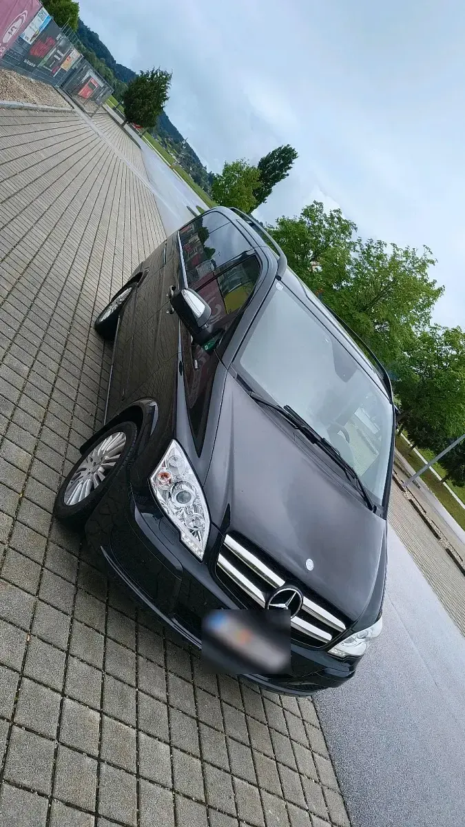 Gebraucht Mercedes Viano 163 PS (119 kW) 2011 Schwarz Van / Kleinbus