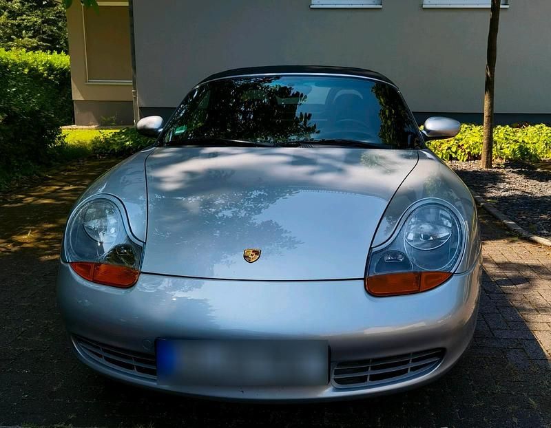 Second-hand Porsche 986 Boxster 220 CP (161 kW) 2000 Argintiu Cabrio