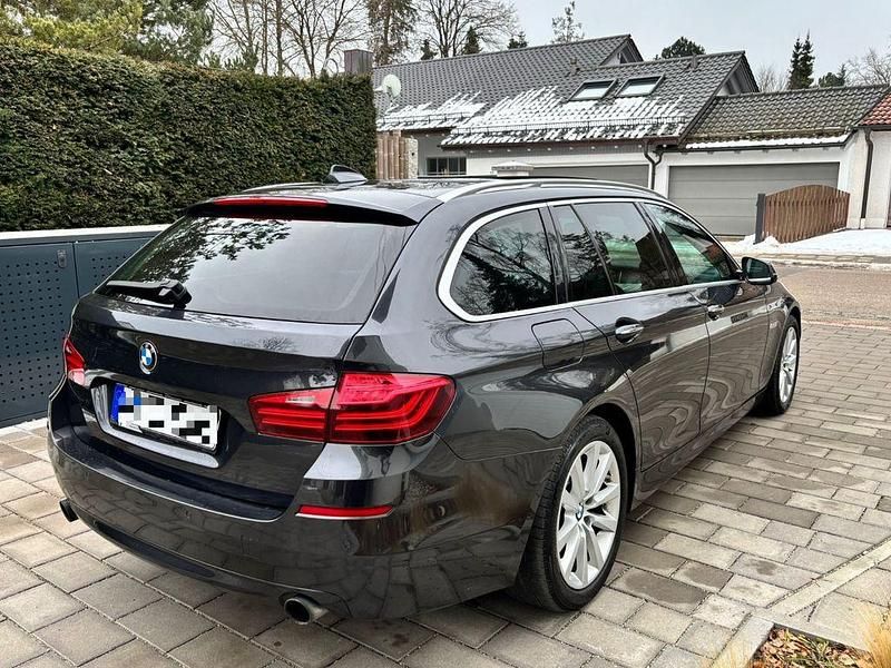 Gebraucht BMW 535 Luxury Line 313 PS (230 kW) 2014 Grau Kombi