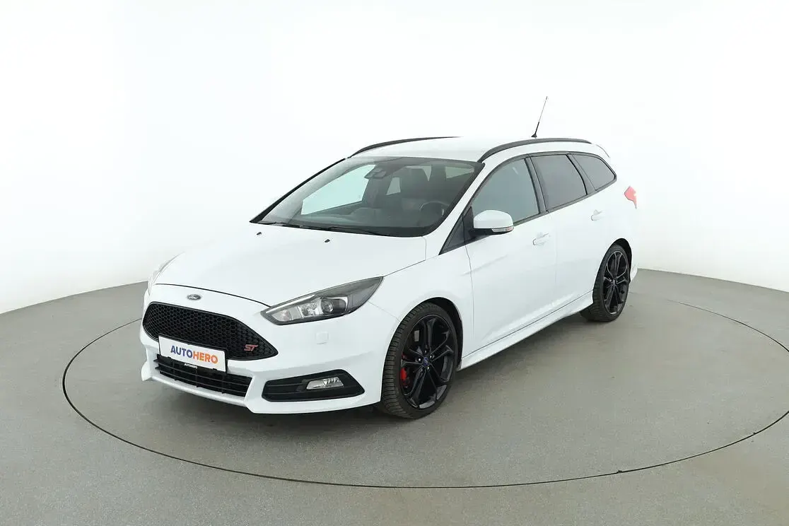 Gebraucht Ford Focus ST 250 PS (183 kW) 2016 Kombi