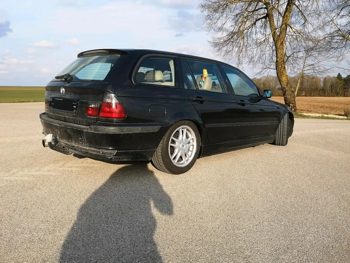 Gebraucht BMW 320 Shadowline 170 PS (125 kW) 2001 Schwarz Kombi