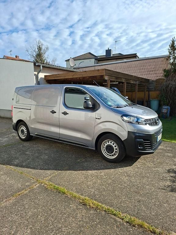 Gebraucht Opel Vivaro 102 PS (75 kW) 2024 Grau Van / Kleinbus