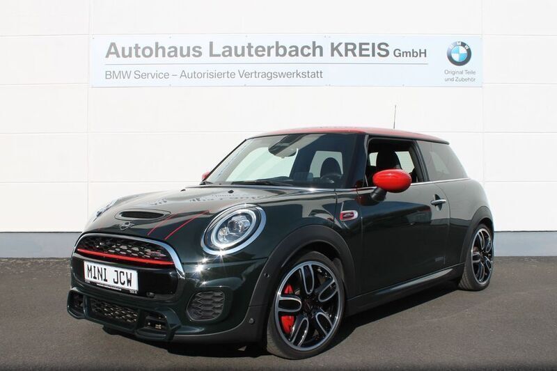 Grün Gebraucht 2020 Mini John Cooper Works Kleinwagen | 27.750 € (Fairer Preis) - Bild 1/4