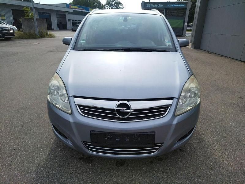 Silber Gebraucht 2008 Opel Zafira Edition Van / Kleinbus | 2.600 € (Guter Preis) - Bild 1/4