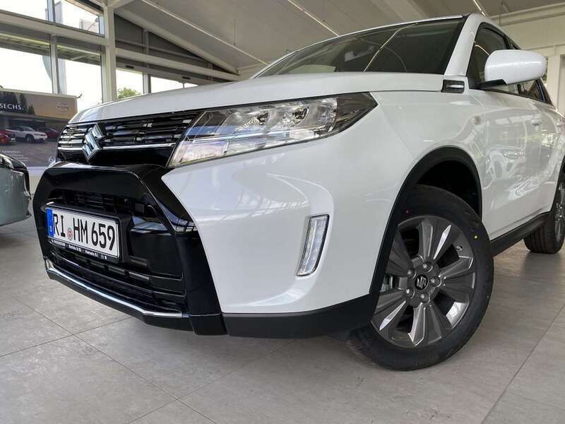 Gebraucht Suzuki Vitara Comfort 129 PS (94 kW) 2024 Pearl cool white SUV