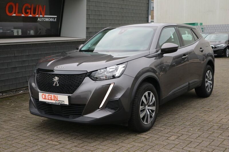 Grau Gebraucht 2021 Peugeot 2008 Active SUV | 13.990 € (Guter Preis) - Bild 1/4