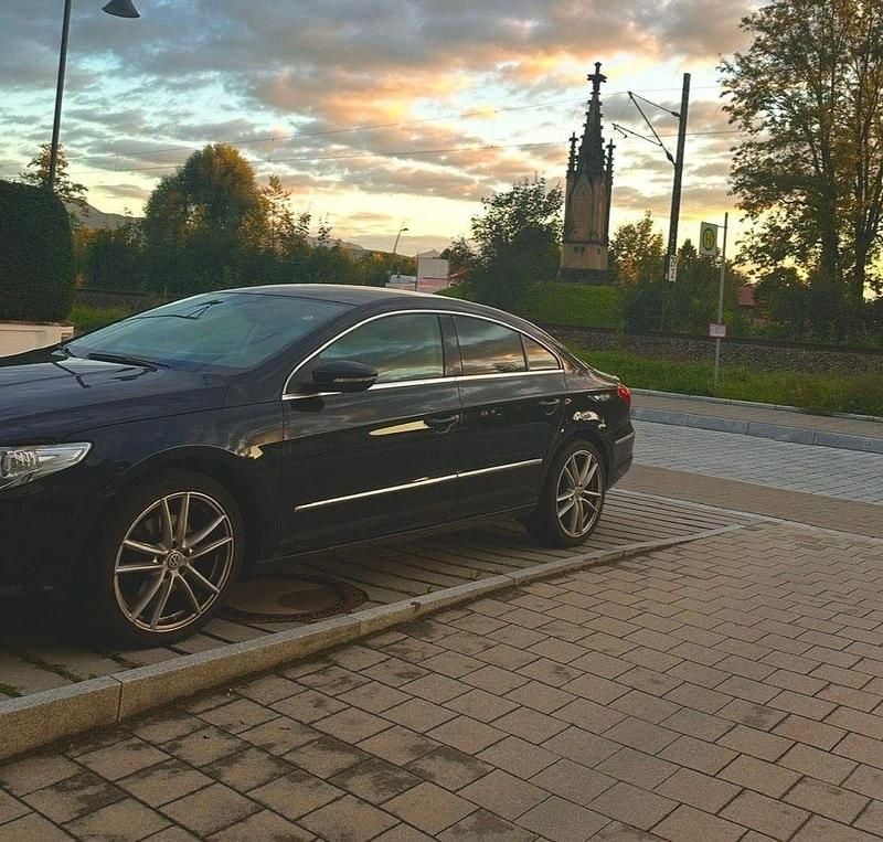 Gebraucht VW Passat 140 PS (102 kW) 2011 Schwarz Coupé