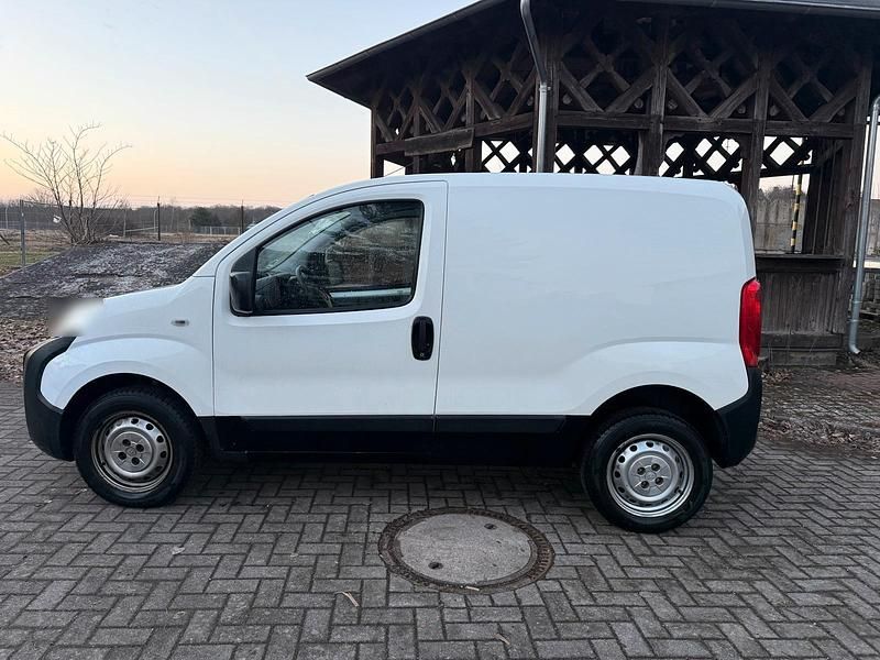 Second-hand Citroën Nemo 120 CP (88 kW) 2009 Alb Monovolum