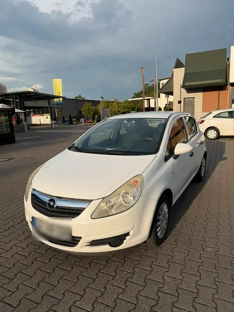 Gebraucht Opel Corsa 60 PS (44 kW) 2009 Weiß Kleinwagen