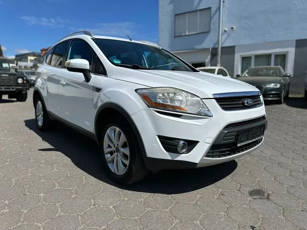 Usata Ford Kuga Titanium 200 CV (147 kW) 2009 Bianco SUV