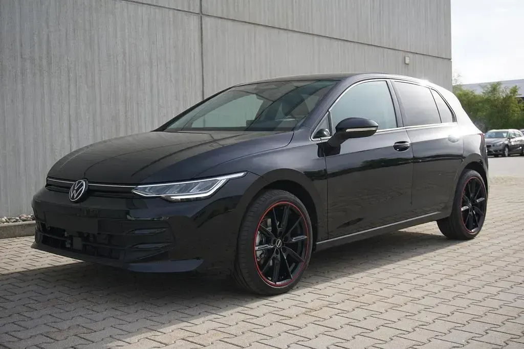 Nowe VW Golf VIII 116 KM (85 kW) 2026 Czarny Sedan/Limuzyna