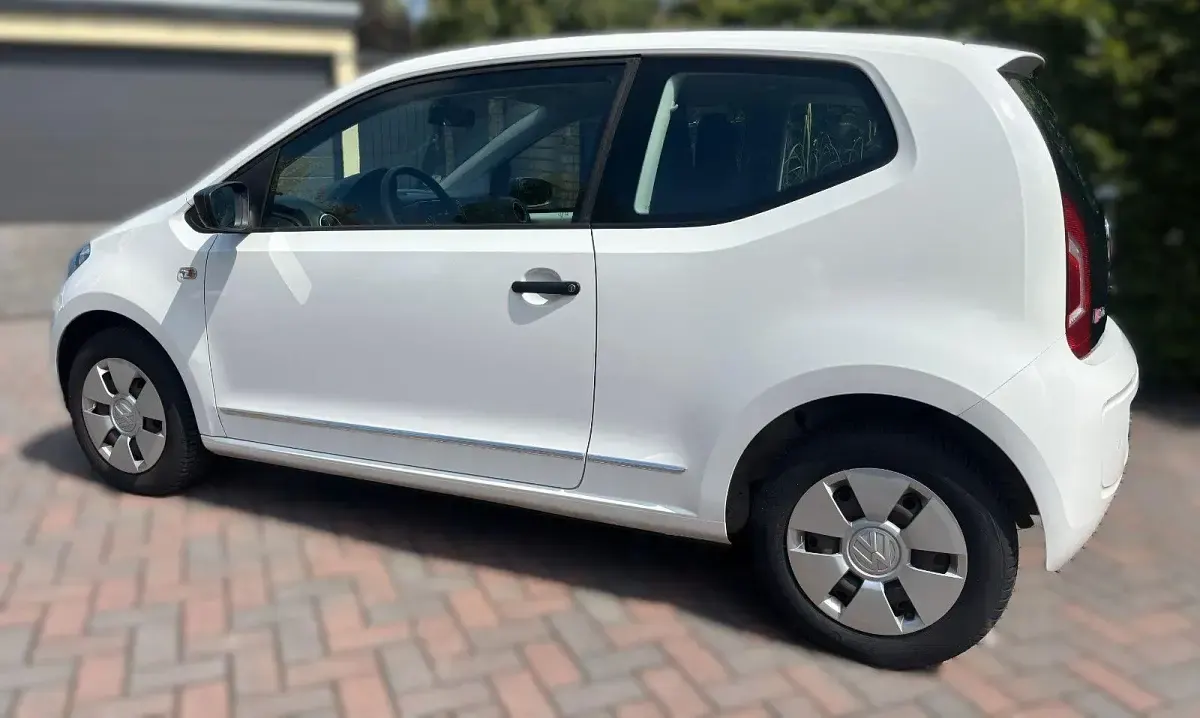 Gebraucht VW up! 60 PS (44 kW) 2015 Weiß Kleinwagen