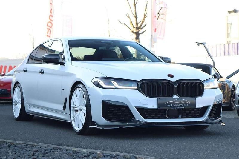 Gebraucht BMW 550 740 PS (544 kW) 2020 Perlmutt weiß foliert Limousine