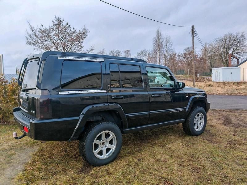 Gebraucht Jeep Commander Overland 218 PS (160 kW) 2007 Schwarz SUV