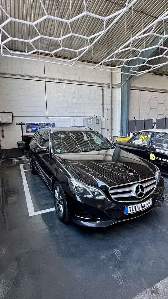 Gebraucht Mercedes E350 265 PS (194 kW) 2016 Kombi
