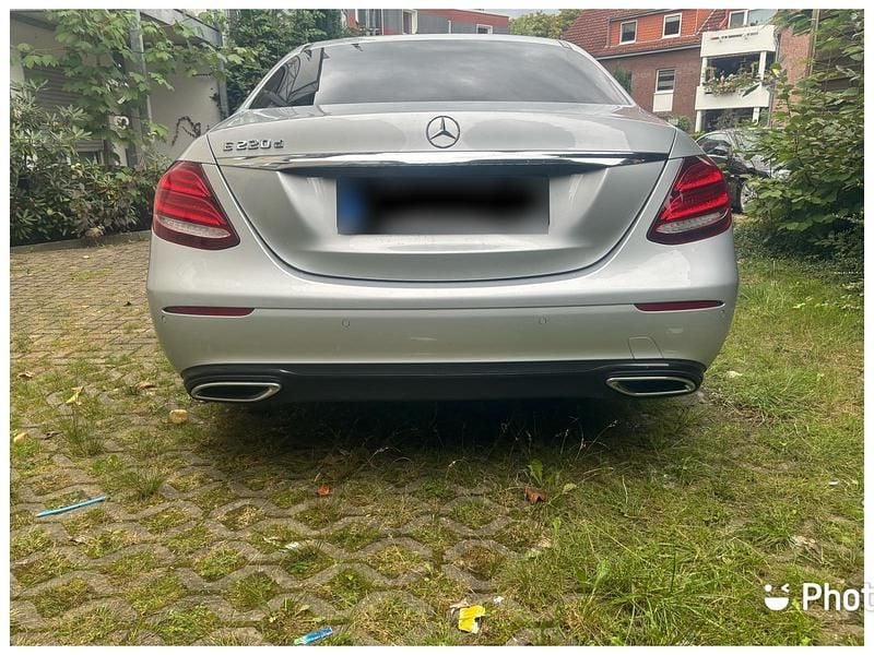 Brugt Mercedes E220 Night 194 HK (142 kW) 2016 Sølv Sedan