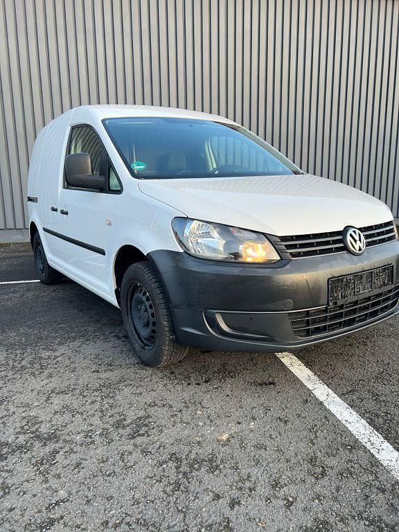 Weiß Gebraucht 2015 VW Caddy Van / Kleinbus | 6.500 € (Superpreis) - Bild 1/4