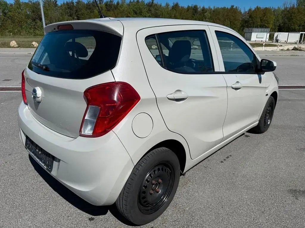 Używany Opel Karl Edition 75 KM (55 kW) 2016 Beżowy Hatchback