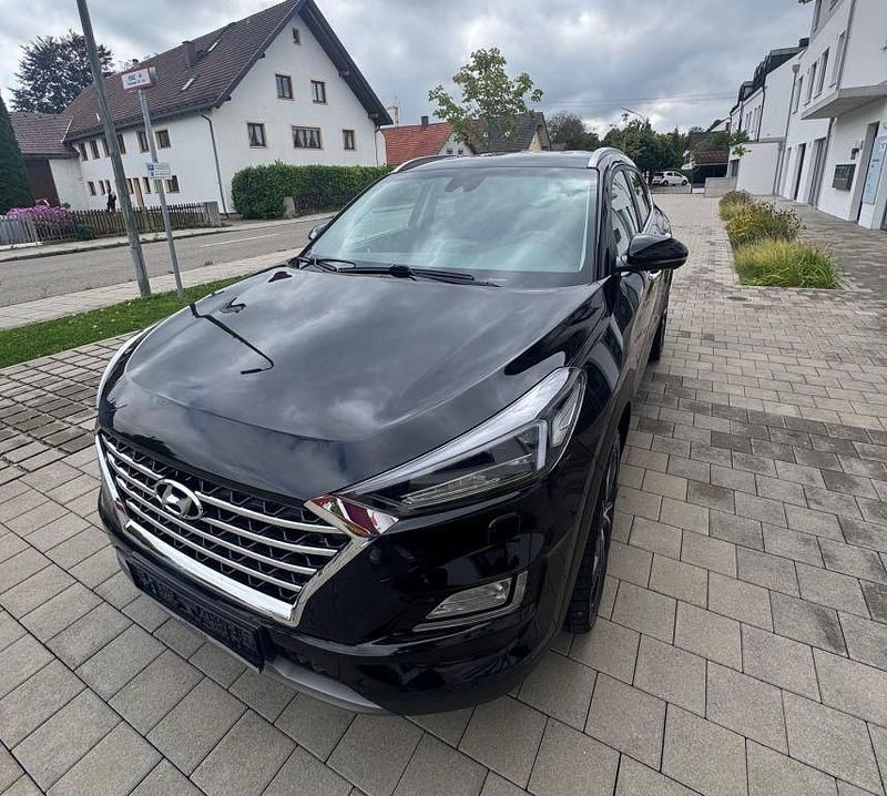 Phantom black Gebraucht 2019 Hyundai Tucson Premium SUV | 19.880 € (Guter Preis) - Bild 1/1