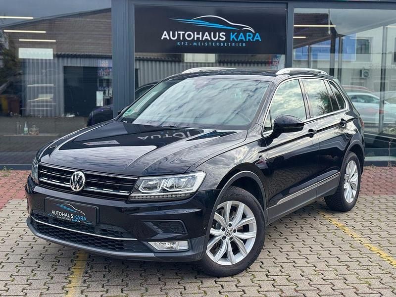 Schwarz Gebraucht 2017 VW Tiguan Highline SUV | 21.499 € (Fairer Preis) - Bild 1/4